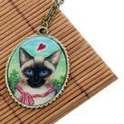 Медальон "Влюбленная кошка"